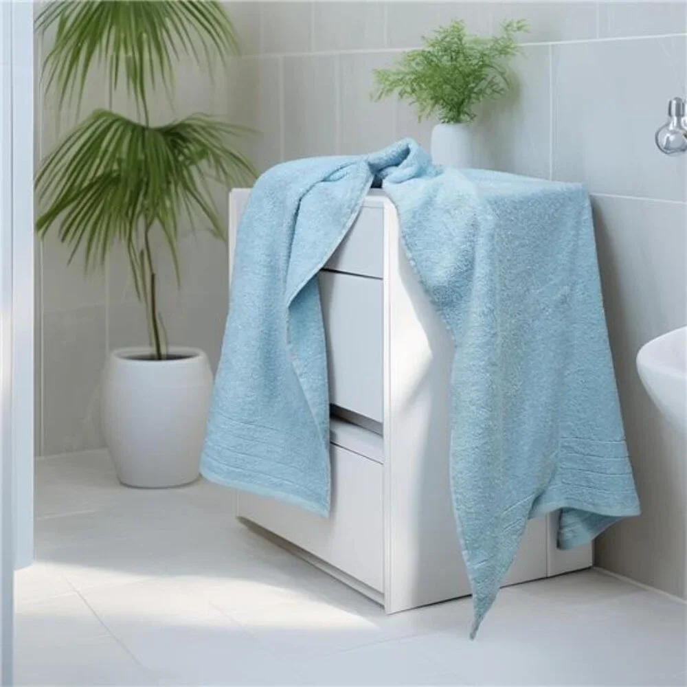 New Pack of 4 Extra Large Bath Towels 30 x 60 Inches, 100% Cotton,